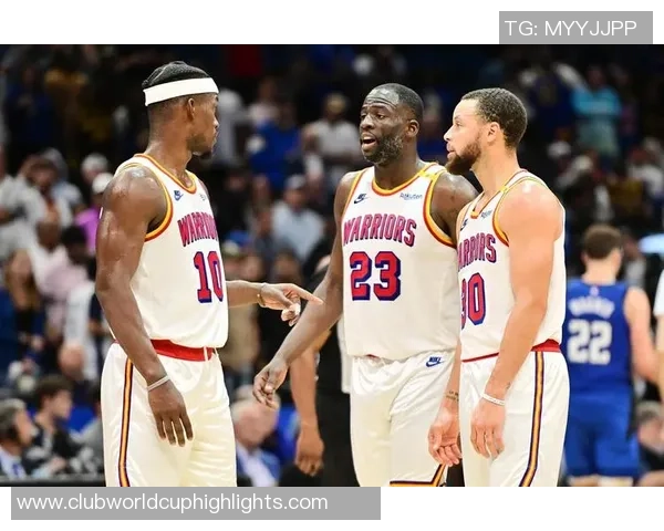 勇士与灰熊季后赛第六场激战回顾与精彩瞬间分析